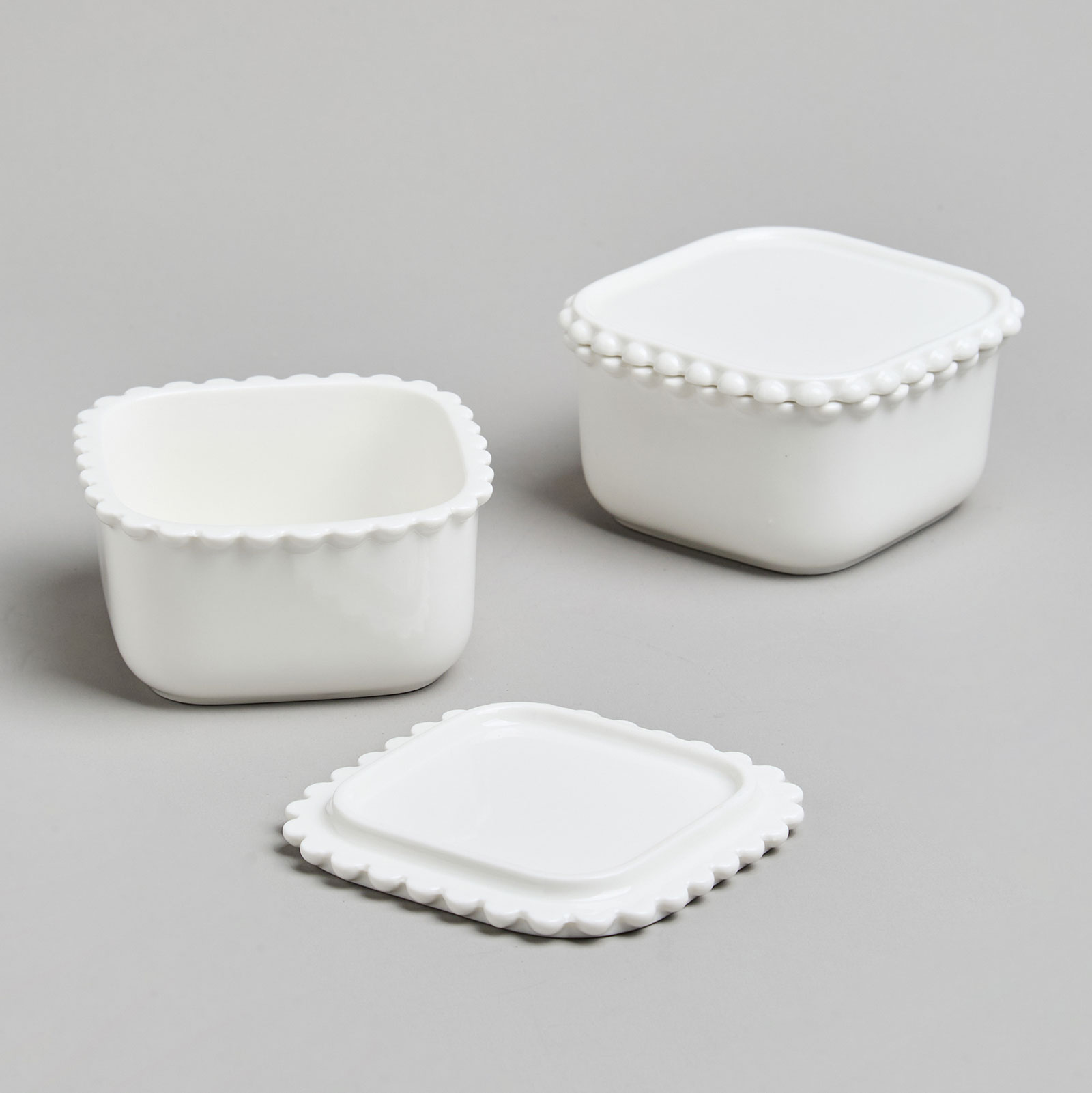 НАБОР ИКОРНИЦ LEFARD, PEARL, С КРЫШКАМИ 2 ШТ. КВАДРАТ. 10*5, 5 СМ 200 МЛ