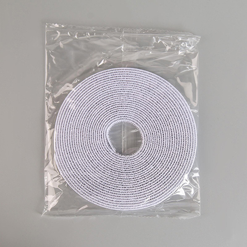 Сетка антимоскитная 130х150см, на окно, в комплектесамоклеющаяся лента, белая, 1/10/200