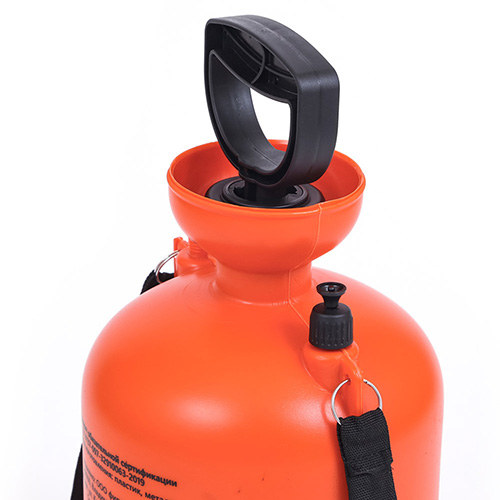 Опрыскиватель 9,0л ЖУК Классик пневматический, ОП-207, термоусадка, алюм телескоп. бр-т, 1/6